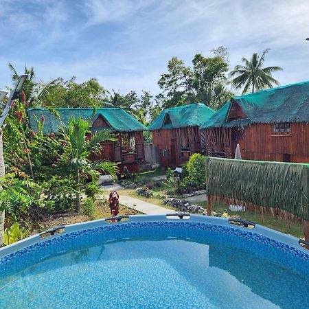 Nirvana Resort & Dive Centre - Moalboal Exteriör bild