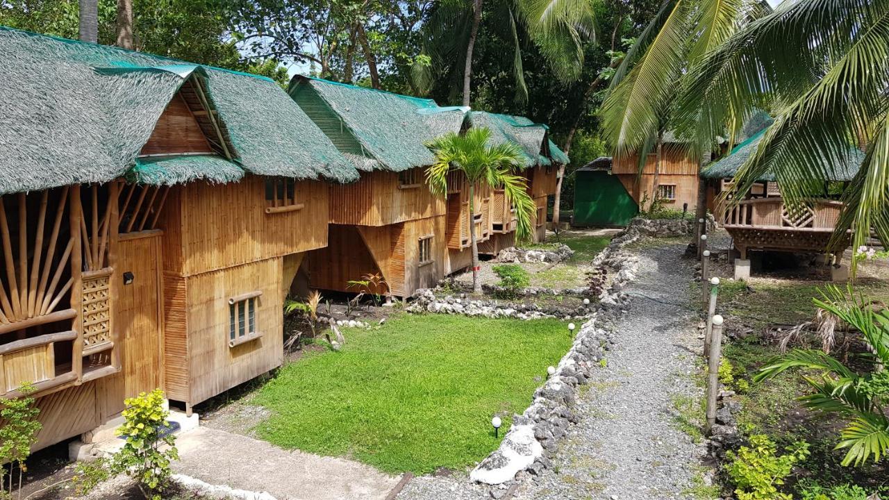 Nirvana Resort & Dive Centre - Moalboal Exteriör bild